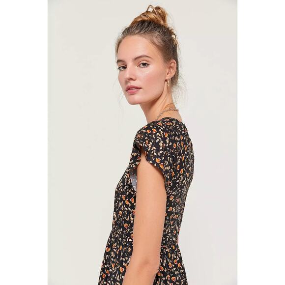 Urban Outfitters Julia Tiered Ruffle Cottagecore Ditsy Floral Prairie Mini Dress - Picture 12 of 12